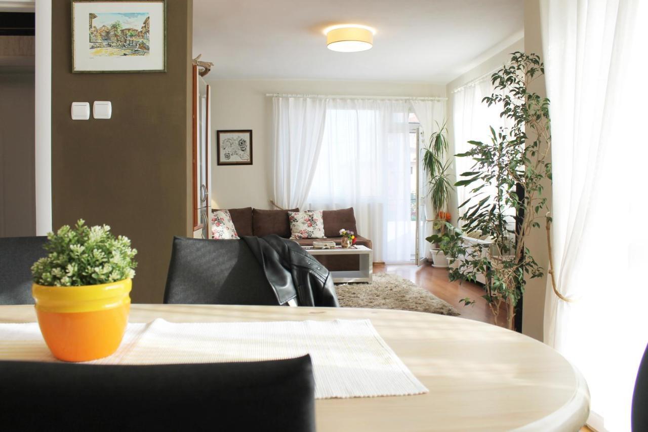 Sunny Day Apartment Pomorie Exterior photo